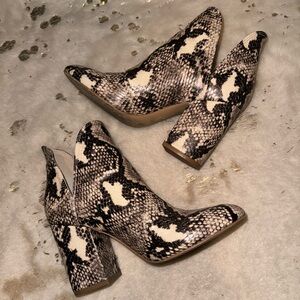 Steve Madden Rookie bootie